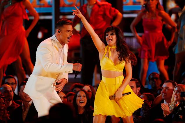 Ricky Martin e Camila Cabello se apresentam durante cerimônia de premiação do Grammy, em Los Angeles - 10/02/2019 Ricky Martin e Camila Cabello se apresentam durante cerimônia de premiação do Grammy, em Los Angeles - 10/02/2019
