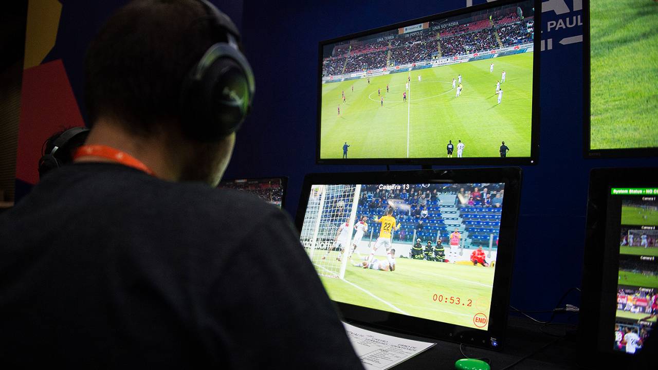 VAR