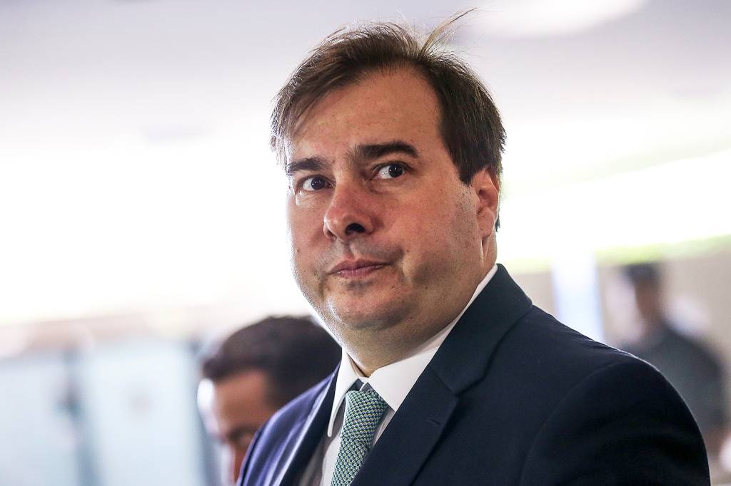 Maia prevê comissão especial da reforma na semana que vem ou na seguinte