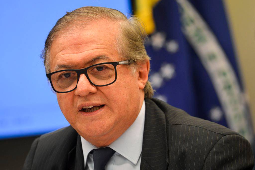 Casa Civil demite chefe de gabinete do MEC e assessor de Vélez