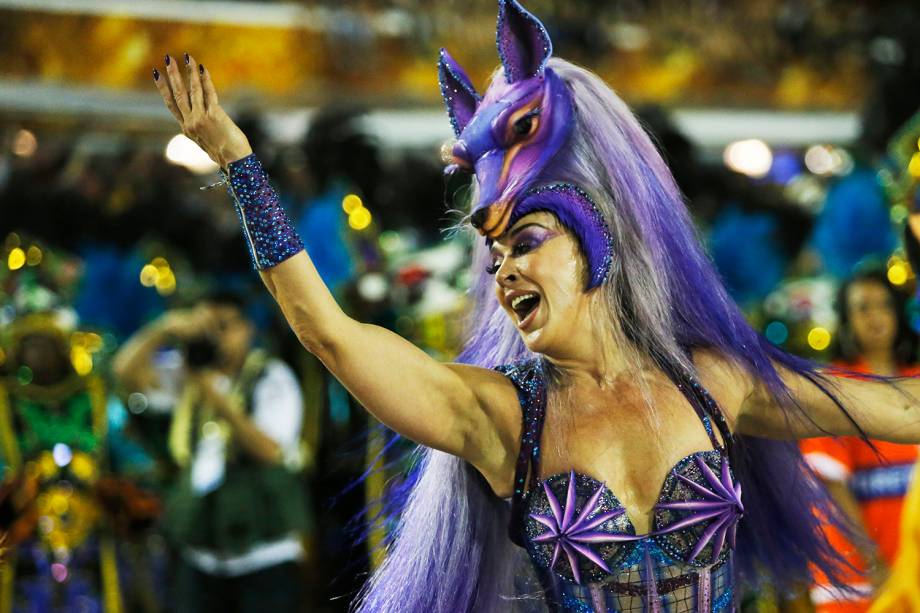 A atriz Claudia Raia desfila pela escola de samba Beija-Flor de Nilópolis - 04/03/2019 A atriz Claudia Raia desfila pela escola de samba Beija-Flor de Nilópolis - 04/03/2019