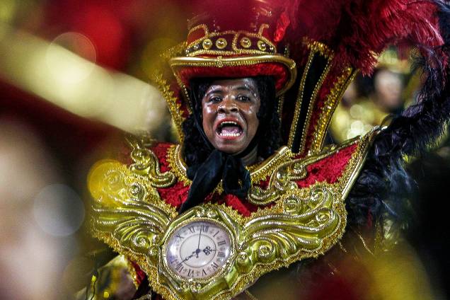 Com o enredo 'A invenção do tempo - Uma odisséia em 65 minutos', a escola de samba Dragões da Real desfila no Sambódromo do Anhembi - 03/03/2019 Com o enredo 'A invenção do tempo - Uma odisséia em 65 minutos', a escola de samba Dragões da Real desfila no Sambódromo do Anhembi - 03/03/2019