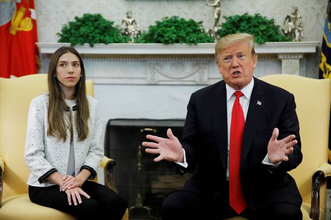 Fabiana Rosales, esposa de Juan Guaidó, se encontra com Donald Trump Fabiana Rosales, esposa de Juan Guaidó, se encontra com Donald Trump