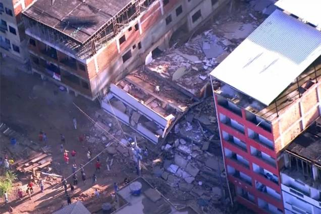 Prédios desabam na comunidade de Muzema, no Rio de Janeiro - 12/04/2019 Prédios desabam na comunidade de Muzema, no Rio de Janeiro - 12/04/2019