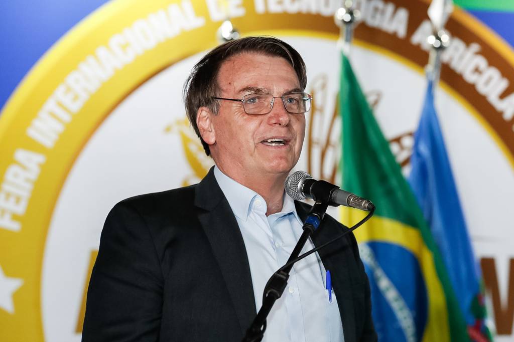 Bolsonaro quer isentar de punição crimes em defesa da propriedade rural