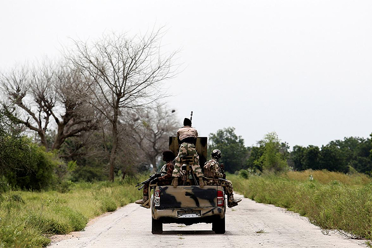 Tropas da Nigéria retiram todos os moradores de Jakana