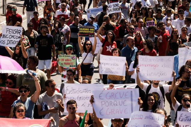 Protesto contra cortes na educação em Maceió (AL) - 15/05/2019 Protesto contra cortes na educação em Maceió (AL) - 15/05/2019