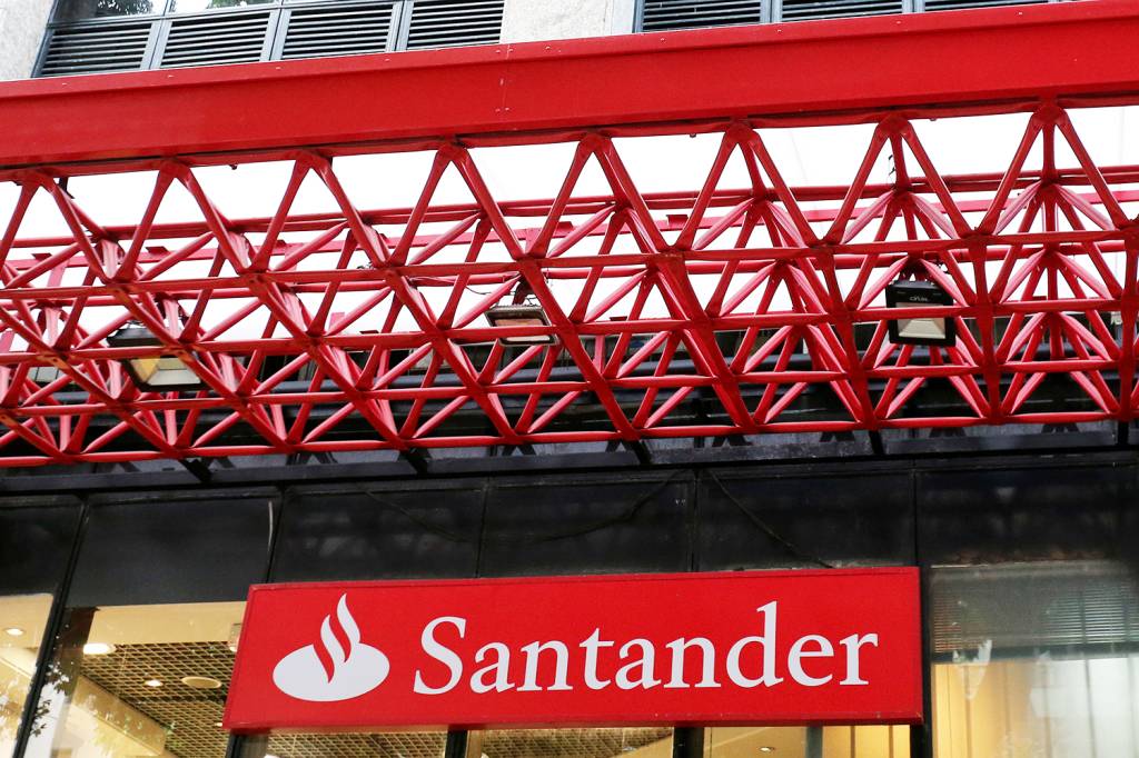 O estrago provocado por Americanas e Petrópolis no balanço do Santander