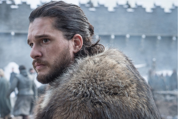 O prometido nu frontal de ator de ‘Game of Thrones’ em peça de teatro