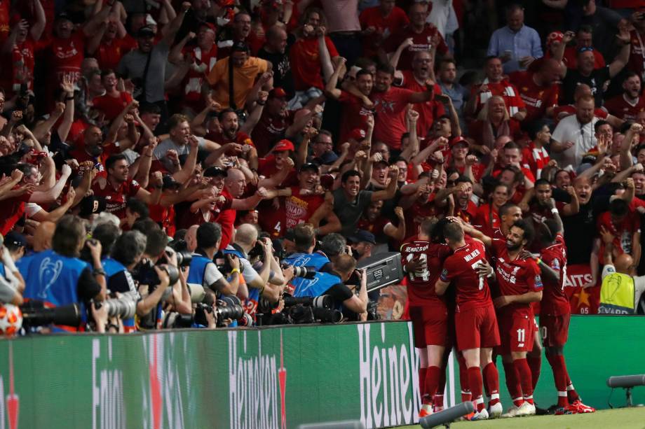 Jogo entre Tottenham e Liverpool, válido pela final da Champions League, jogadores comemoram - 01/06/2019