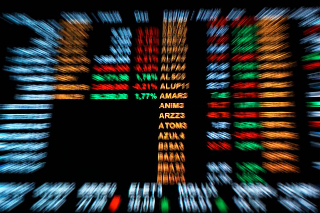 Ibovespa abre em alta de 147 mil pontos com mercado atento a inflação americana