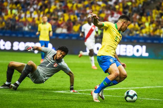Gabriel Jesus dribla o goleiro peruano Pedro Gallese durante partida válida pelo grupo A da Copa América, realizada na Arena Corinthians - 22/06/2019 Gabriel Jesus dribla o goleiro peruano Pedro Gallese durante partida válida pelo grupo A da Copa América, realizada na Arena Corinthians - 22/06/2019