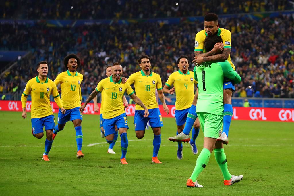 FOTOS: Brasil derrota Paraguai e avança às semifinais da Copa América