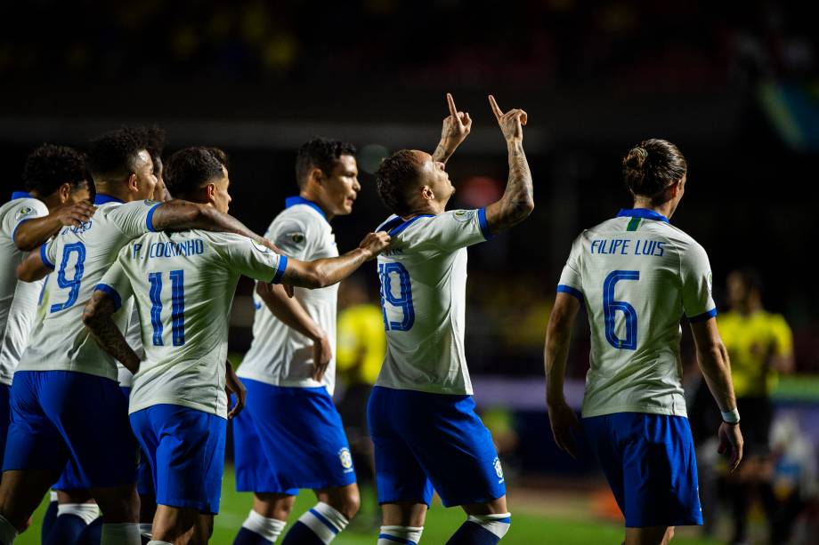 Everton comemora após marcar o terceiro gol da Seleção Brasileira diante da Bolívia, válida pela fase de grupos da Copa América - 14/06/2019 Everton comemora após marcar o terceiro gol da Seleção Brasileira diante da Bolívia, válida pela fase de grupos da Copa América - 14/06/2019