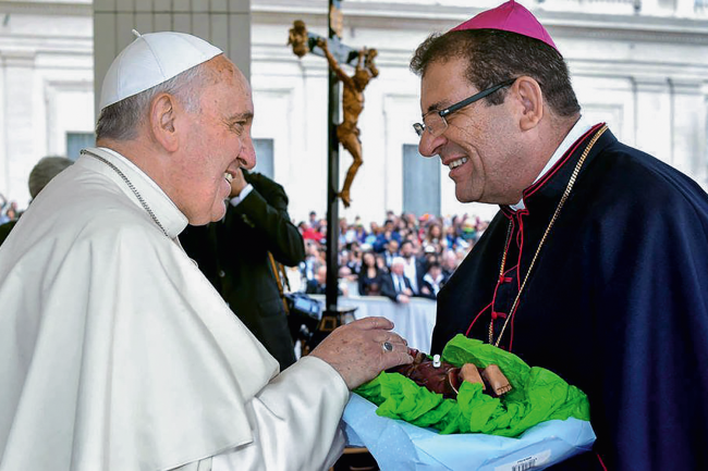 Papa Francisco e Dom Vilson Dias de Oliveira Papa Francisco e Dom Vilson Dias de Oliveira