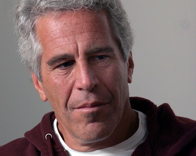 Defesa de Epstein tratou possível delação com o FBI dias antes da morte do financista
