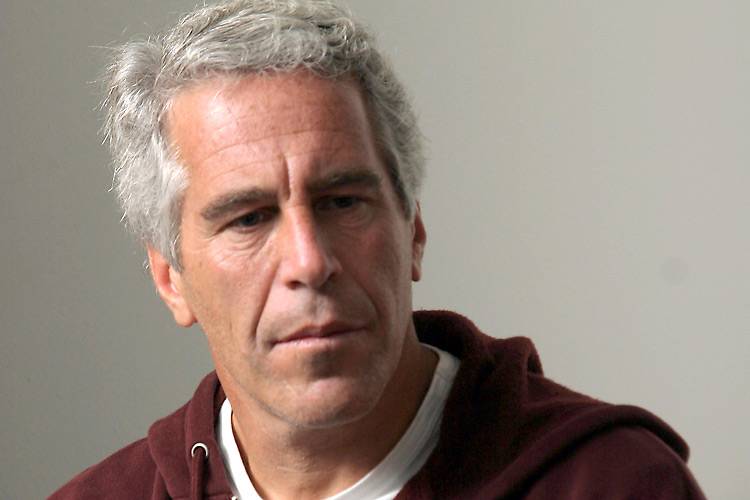 Arquivos recém-divulgados indicam que Epstein pode ter traficado mulheres para outros homens