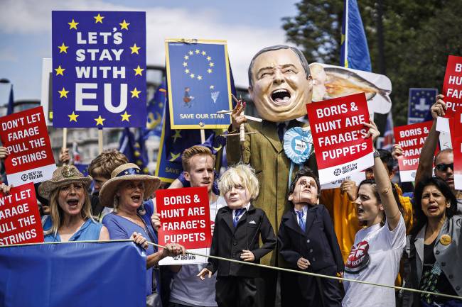 BRITAIN-EU-POLITICS-BREXIT BRITAIN-EU-POLITICS-BREXIT