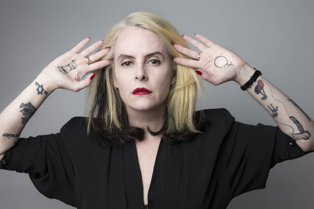 Três meses após morte, Fernanda Young vence Prêmio Jabuti