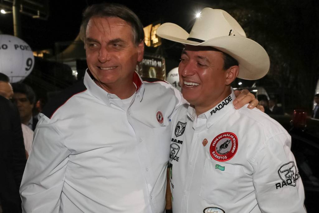 Bolsonaro institui o Dia do Rodeio, celebrado junto com o Dia dos Animais