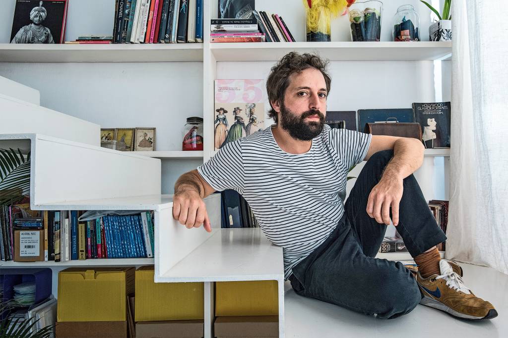 O que levou Gregório Duvivier a não fazer novelas na TV Globo