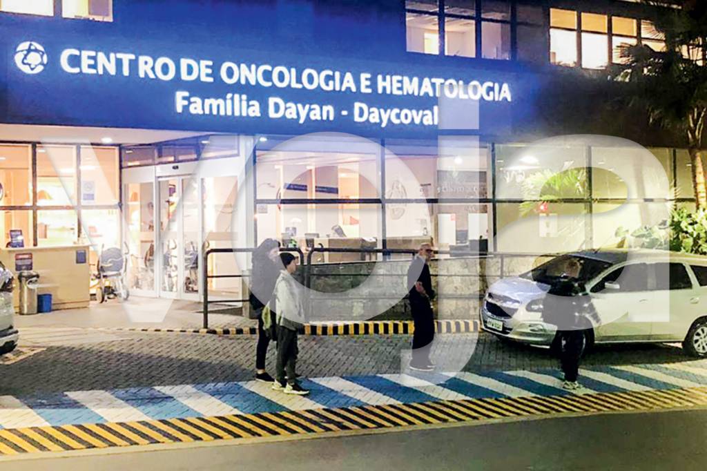 ...e, j&aacute; de noite, deixa o local que tem uma das mais modernas estruturas do pa&iacute;s para exames: tratamento contra um c&acirc;ncer no intestino