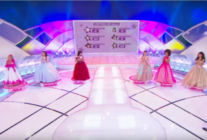 Concurso de miss infantil exibido durante o 'Programa Silvio Santos'