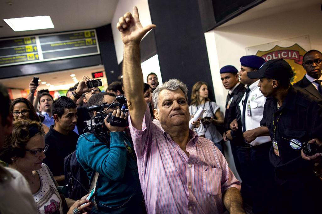 Prof. Luizinho Prof. Luizinho