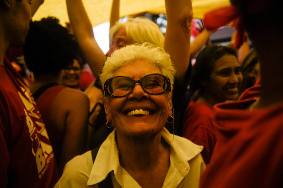 Apoiadores do ex-presidente Lula em ato em frente ao Sindicato dos Metalúrgicos, em São Bernardo do Campo-SP Apoiadores do ex-presidente Lula em ato em frente ao Sindicato dos Metalúrgicos, em São Bernardo do Campo-SP