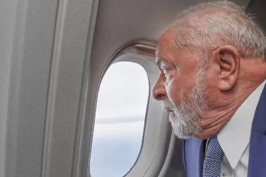 Primeira passagem de Lula pela África no mandato vai durar uma hora e meia