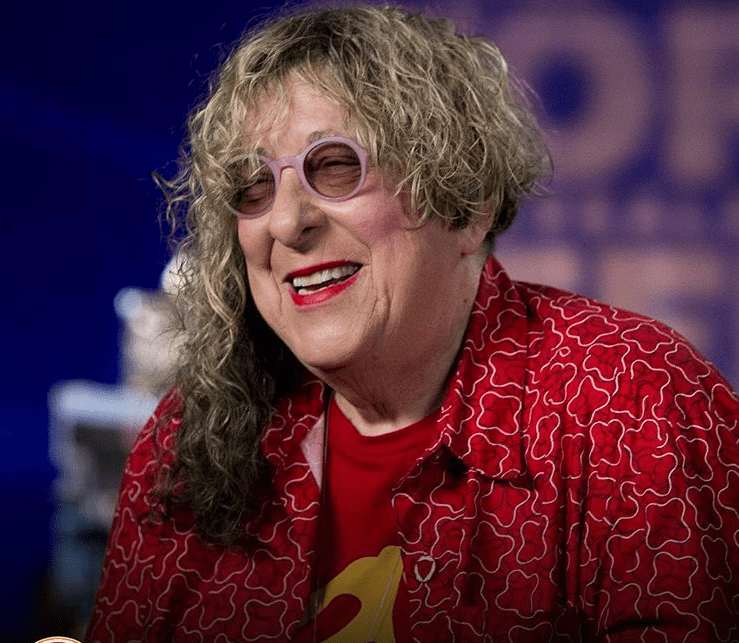 Compositora da música de ‘Friends’ morre aos 72 anos