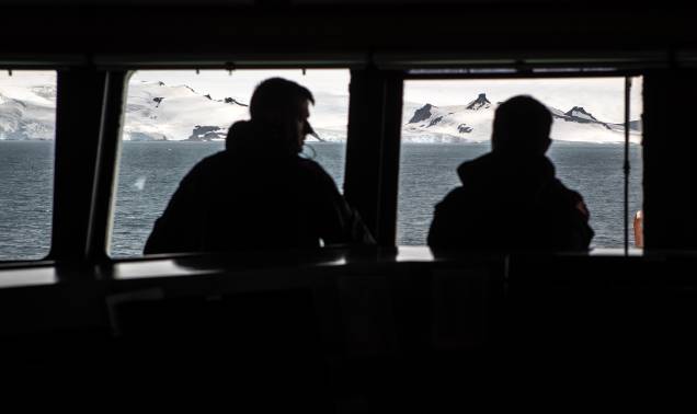 Chegada à Península Antártica foi marcada por geleiras, no Estreito de Nelson, e pela paisagem da Baía do Almirantado Chegada à Península Antártica foi marcada por geleiras, no Estreito de Nelson, e pela paisagem da Baía do Almirantado