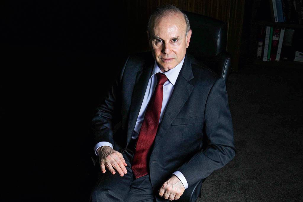 GUIDO MANTEGA 2013-105.jpg .
