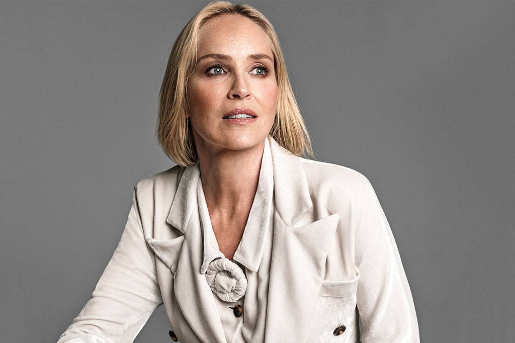 SHARON-STONE-BAZAAR-ESPANHA-2019 NA MIRA - Sharon Stone: convite para estrelar filme em destinos paradisíacos