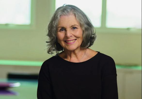 O etarismo sofrido por Irene Ravache no dia a dia