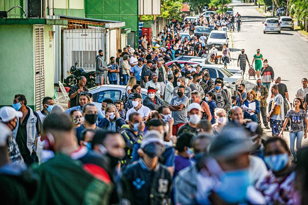 (RJ), 04/05/2020 – Fila / Caixa -