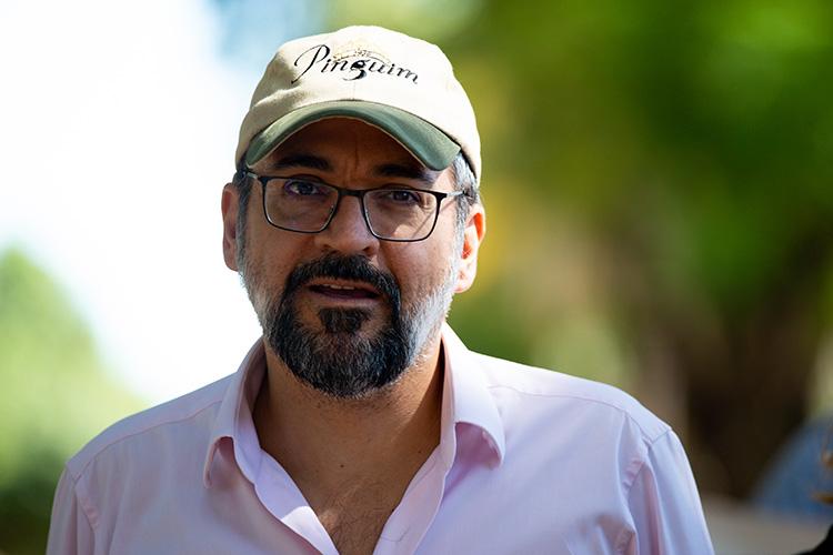 CGU impede que ex-ministro de Bolsonaro recupere cargo em universidade