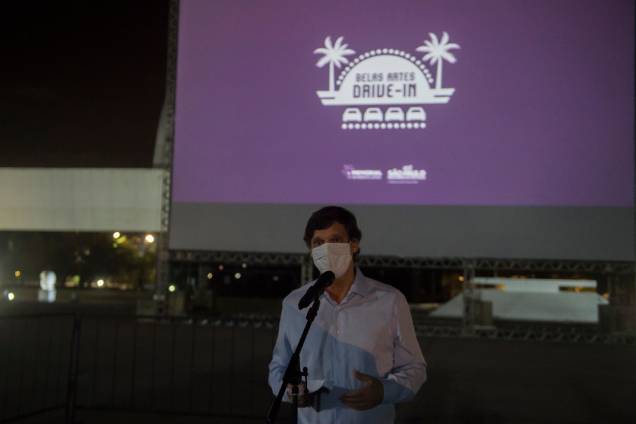 Sessão de cinema ao ar livre "Belas Artes Drive-in" realizada no Memorial da América Latina, em São Paulo Sessão de cinema ao ar livre "Belas Artes Drive-in" realizada no Memorial da América Latina, em São Paulo