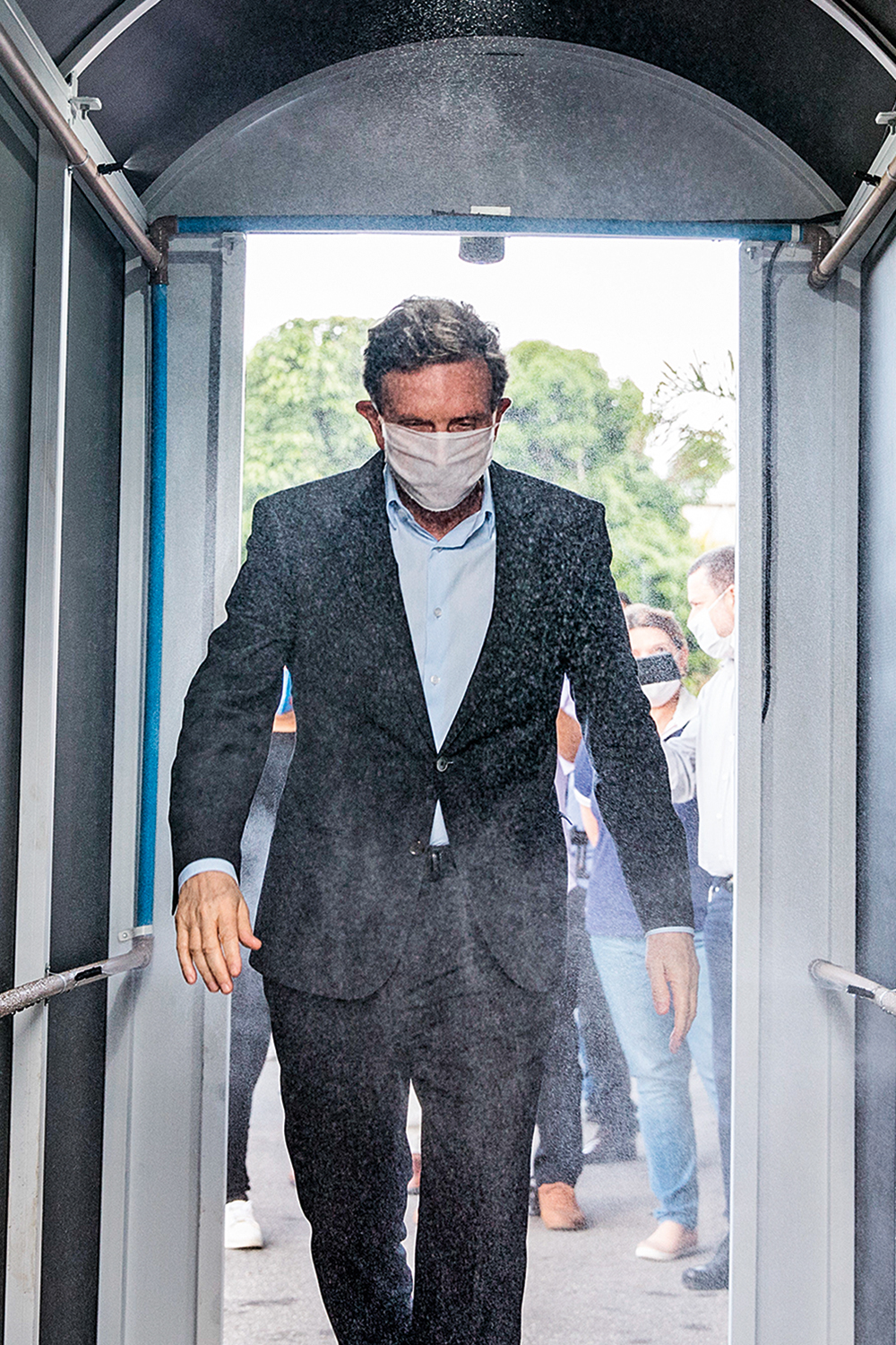 RIO DE JANEIRO (RJ), 18.04.2020 &ndash; Cidade / Covid19 &iquest; Coletiva de imprensa da Prefeitura sobre o novo Decreto Municipal e apresentacao do equipamento para desinfeccao dos profissionais de saude no RJ, neste sabado (18) (Foto: FCesar/Ofotografico)