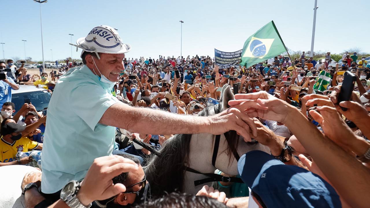 Bolsonaro desembarca em São Raimundo Nonato (PI)