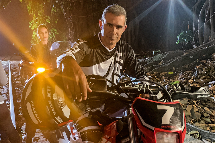 Marcos Pasquim, o galã do motocross