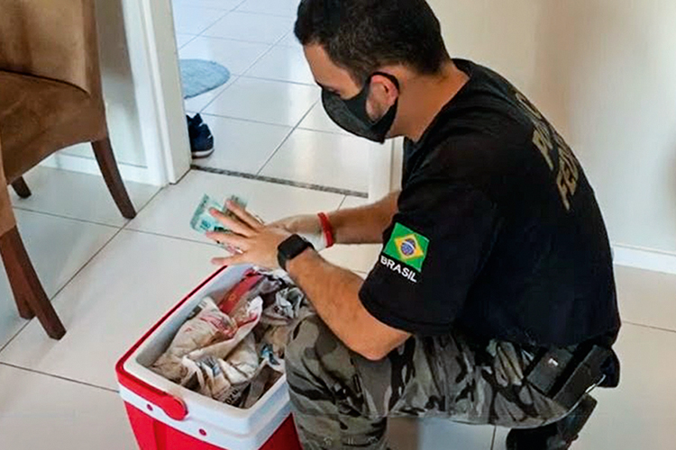 OPERACAO BELLUM-PF-PARA-RESPIRADORES-2020-12.jpg OPERACAO BELLUM-PF-PARA-RESPIRADORES-2020-12.jpg