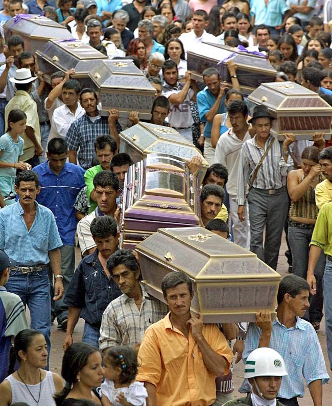 COLOMBIA-MASSACRE-FUNERAL COLOMBIA-MASSACRE-FUNERAL