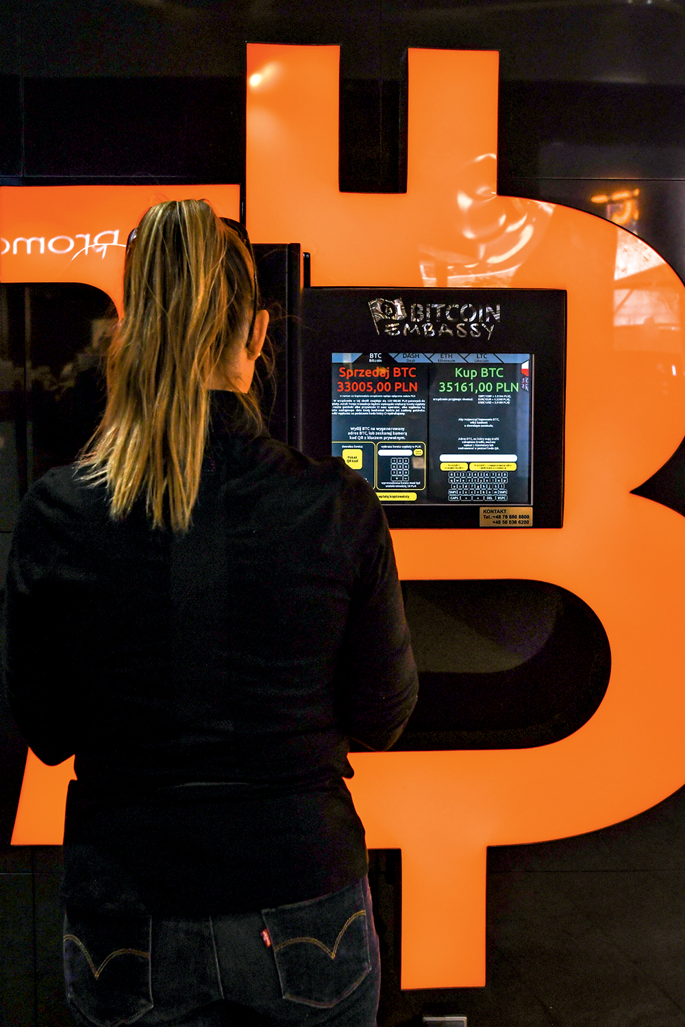 Bitcoin Price Trapped Below ,500