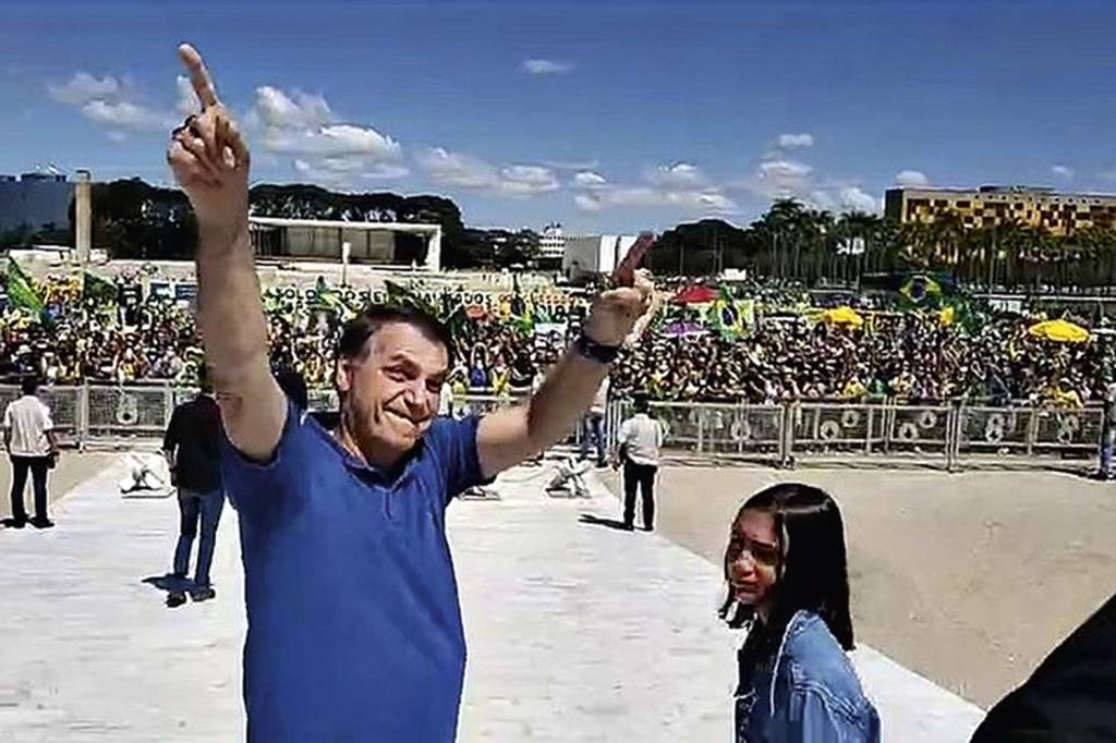 BOLSONARO-MANIFESTACAO-STF-2020-78.jpg BOLSONARO-MANIFESTACAO-STF-2020-78.jpg