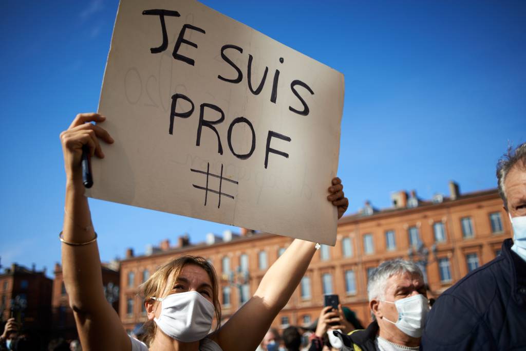 Aluna mentiu sobre polêmica que levou a decapitação de professor na França