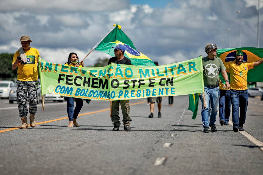 BRAZIL-HEALTH-VIRUS-BOLSONARO-RALLY BRAZIL-HEALTH-VIRUS-BOLSONARO-RALLY