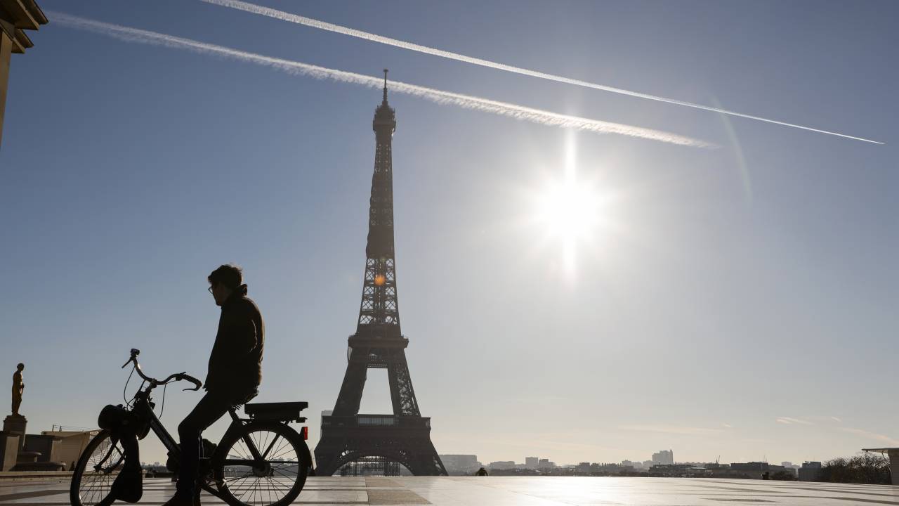 Torre Eiffel, em Paris. 18/11/2020