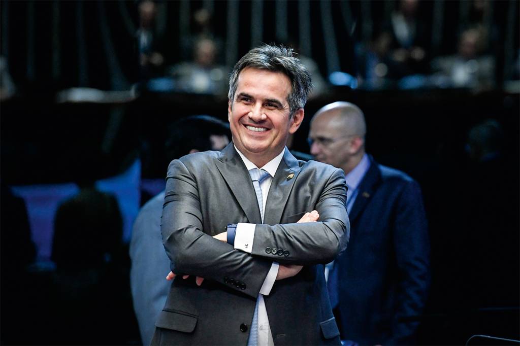 Plenário do Senado CENTRÃO - Ciro, presidente do PP, para Bolsonaro: “O senhor já está reeleito” -