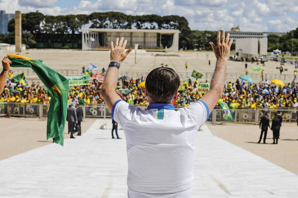 CORONAVIRUS-COVID-10-JAIR-BOLSONARO-POVO-2020-12-(18).jpg HARMONIA - Sobre Bolsonaro: “O presidente confia em mim e eu nele” -